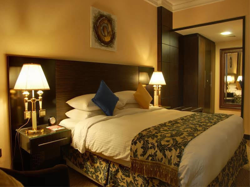 Sharjah Palace Hotel Екстериор снимка